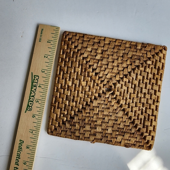 (3) vintage woven rattan rafia trivets - Picture 6 of 7